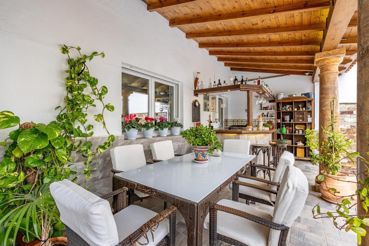 הוילה Illora Casa De Amigos La Latina Con Piscina, Chimenea Y Barbacoa מראה חיצוני תמונה