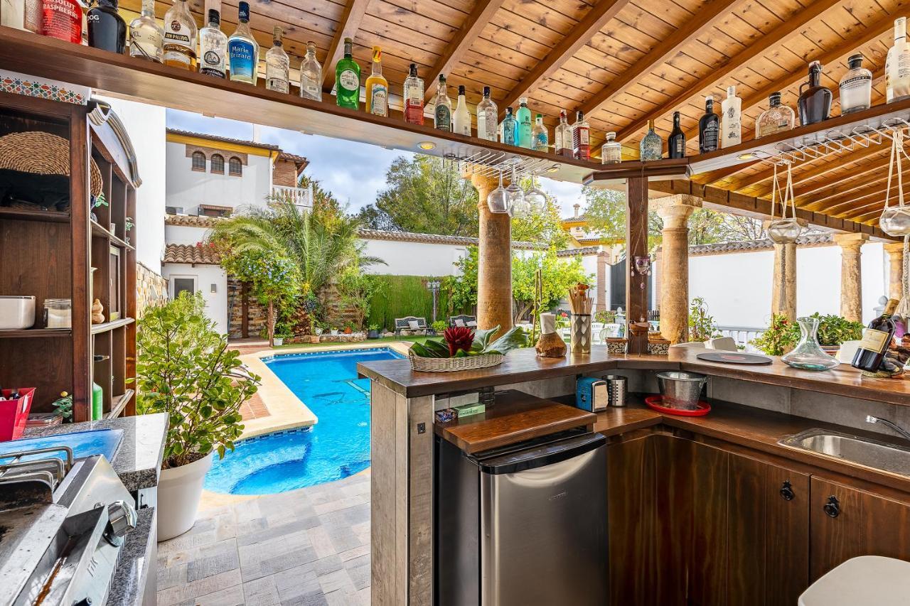 הוילה Illora Casa De Amigos La Latina Con Piscina, Chimenea Y Barbacoa מראה חיצוני תמונה