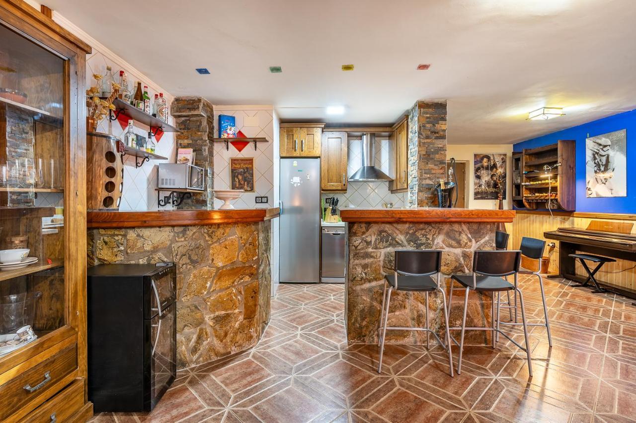 הוילה Illora Casa De Amigos La Latina Con Piscina, Chimenea Y Barbacoa מראה חיצוני תמונה