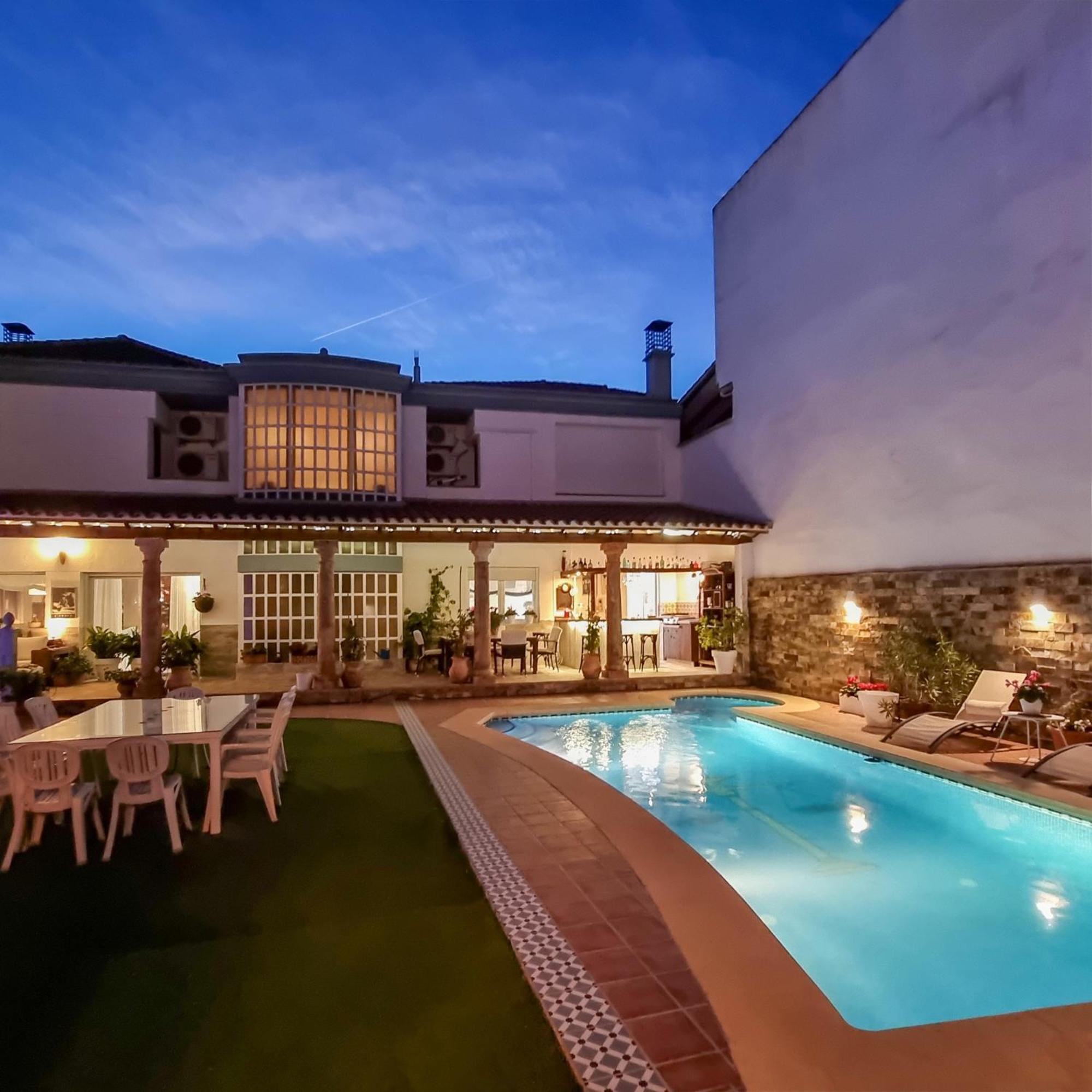 הוילה Illora Casa De Amigos La Latina Con Piscina, Chimenea Y Barbacoa מראה חיצוני תמונה