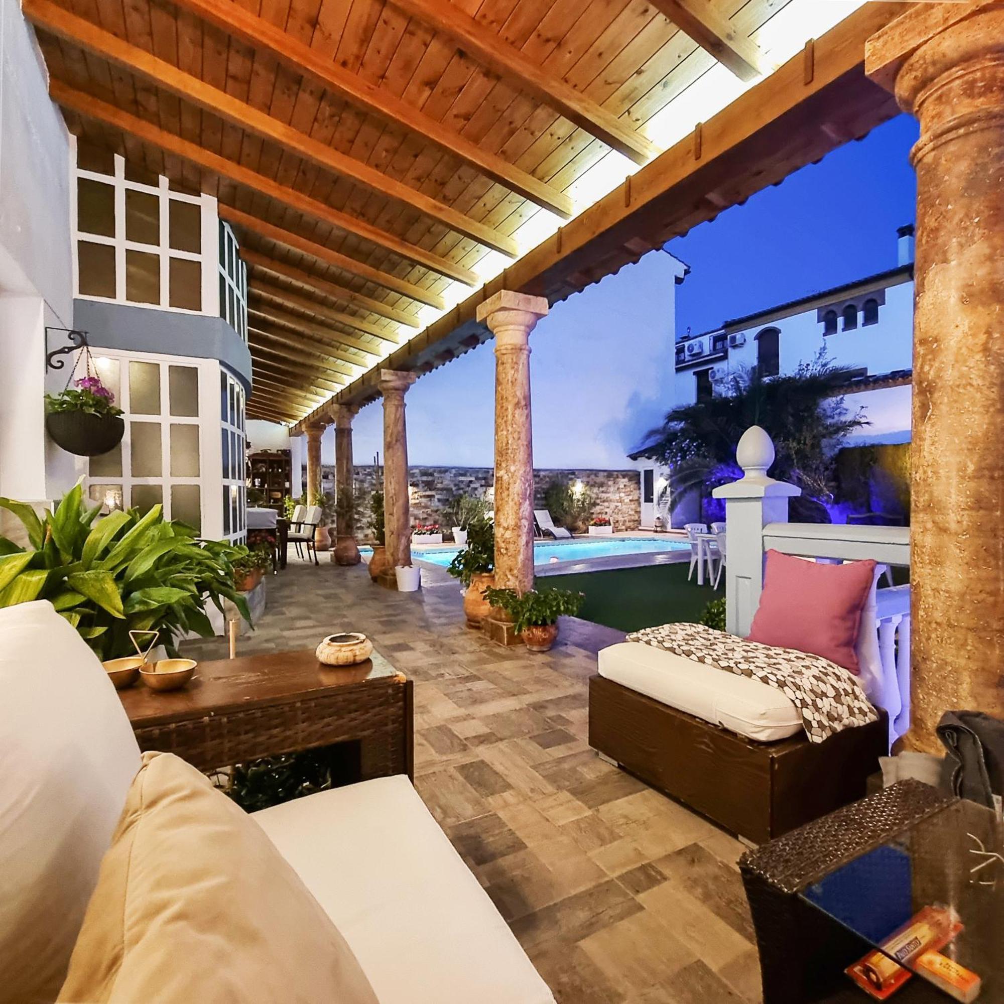 הוילה Illora Casa De Amigos La Latina Con Piscina, Chimenea Y Barbacoa מראה חיצוני תמונה